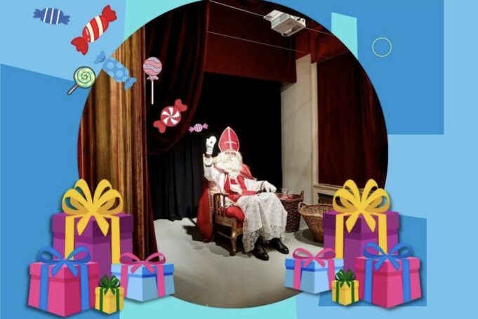 Saint-Nicolas au Musée des Enfants à l'atelier théâtre.